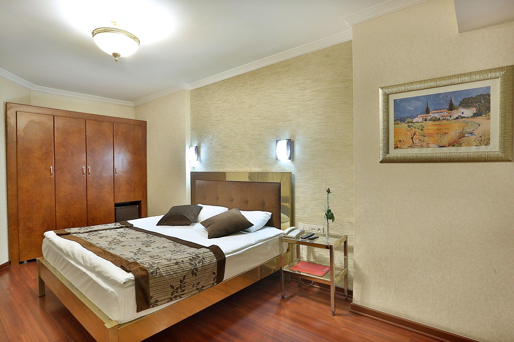 Grand Madrid Hotel Istanbul Exteriör bild