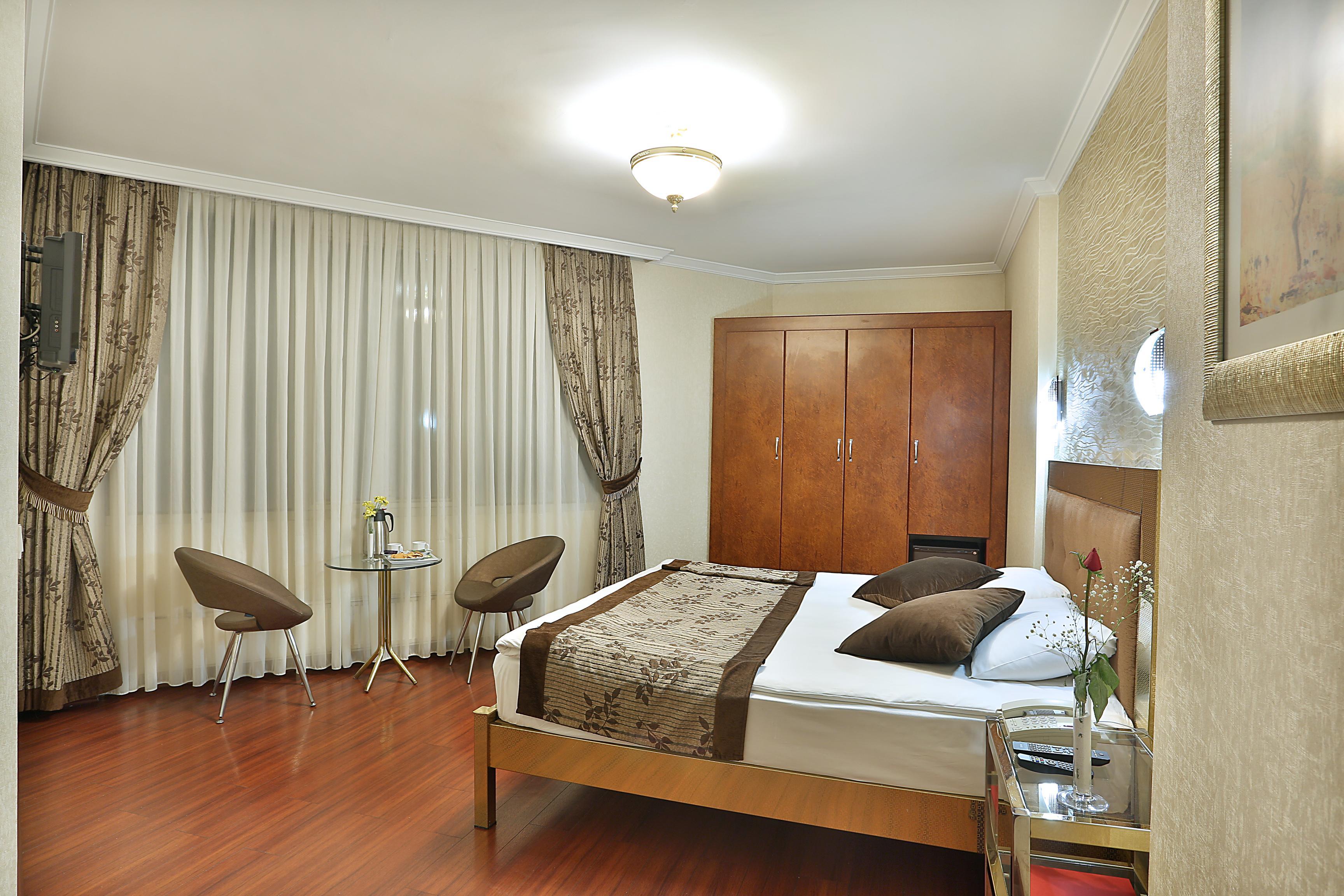 Grand Madrid Hotel Istanbul Exteriör bild